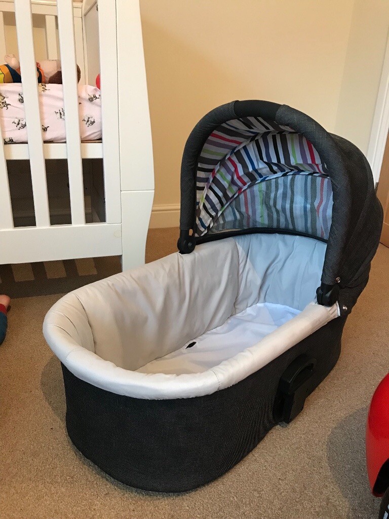 sola carrycot